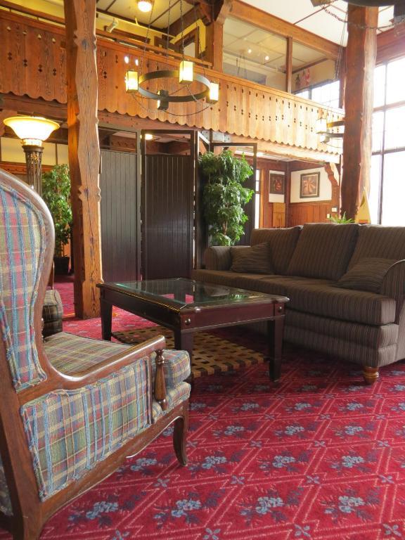 Prince Of Wales Hotel Waterton Park Exterior foto